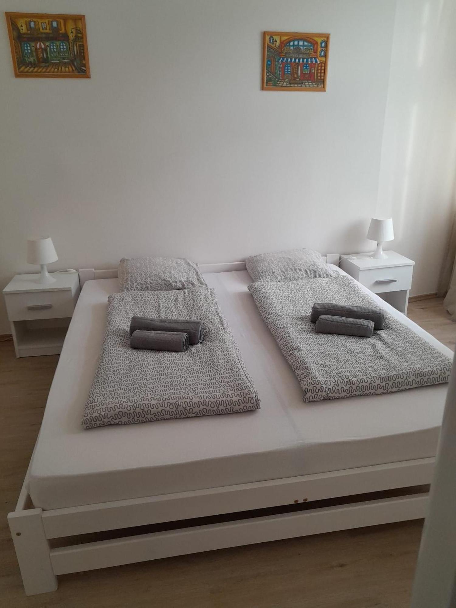 Lubert Apartmany S.R.O براغ المظهر الخارجي الصورة