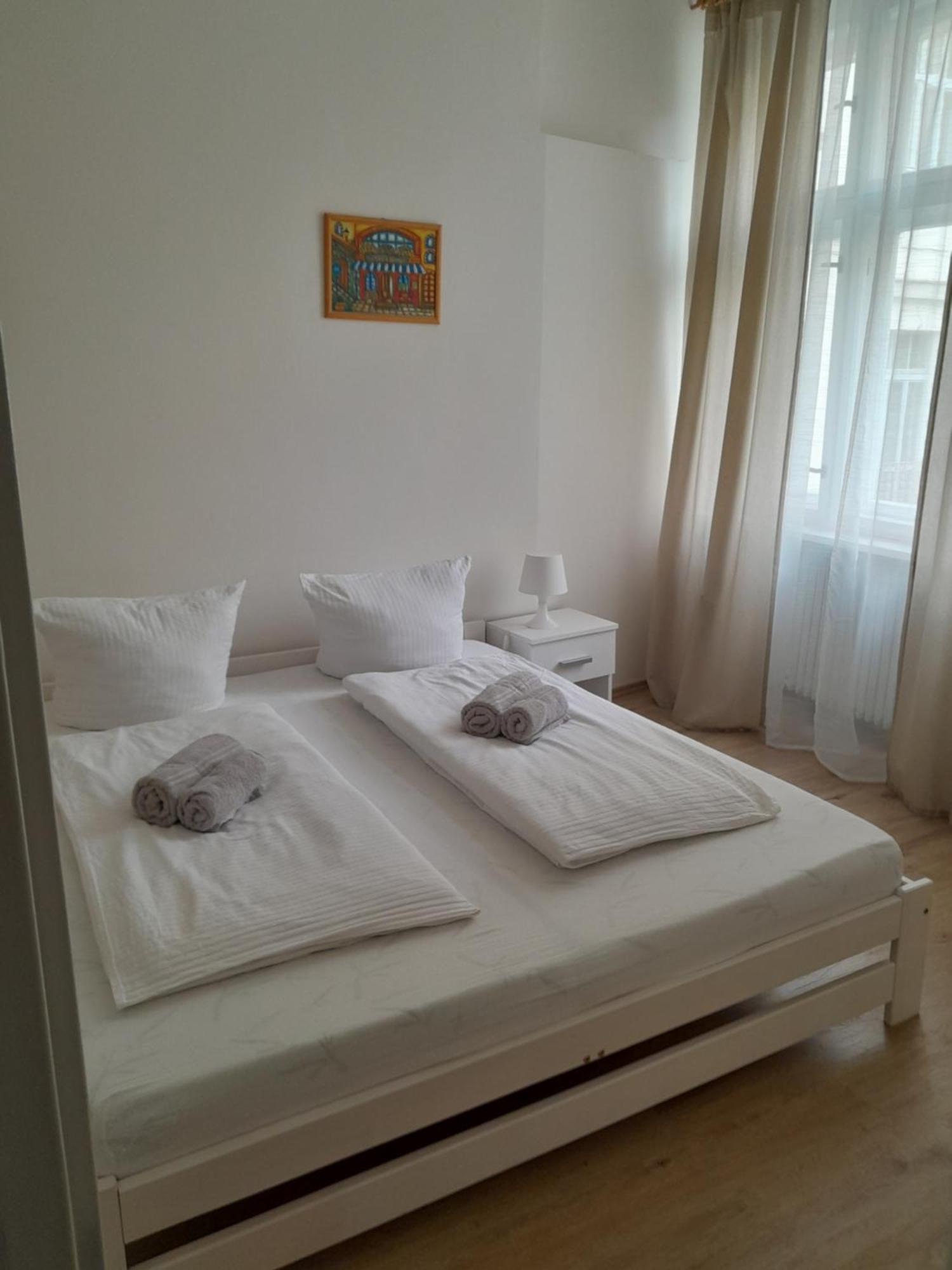 Lubert Apartmany S.R.O براغ المظهر الخارجي الصورة